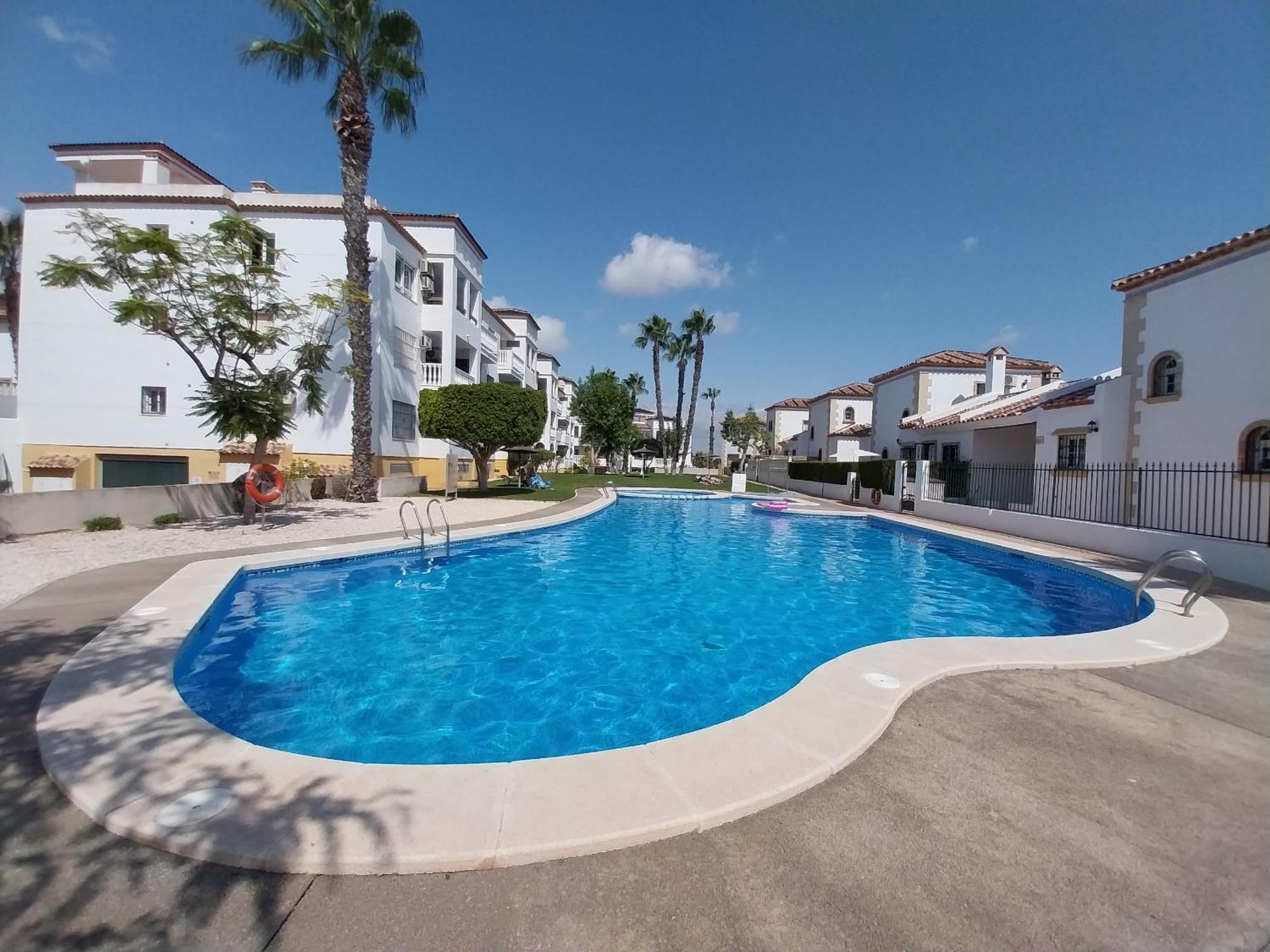 Charming Apartment In Front Of Villamartin Golf And Plaza المظهر الخارجي الصورة