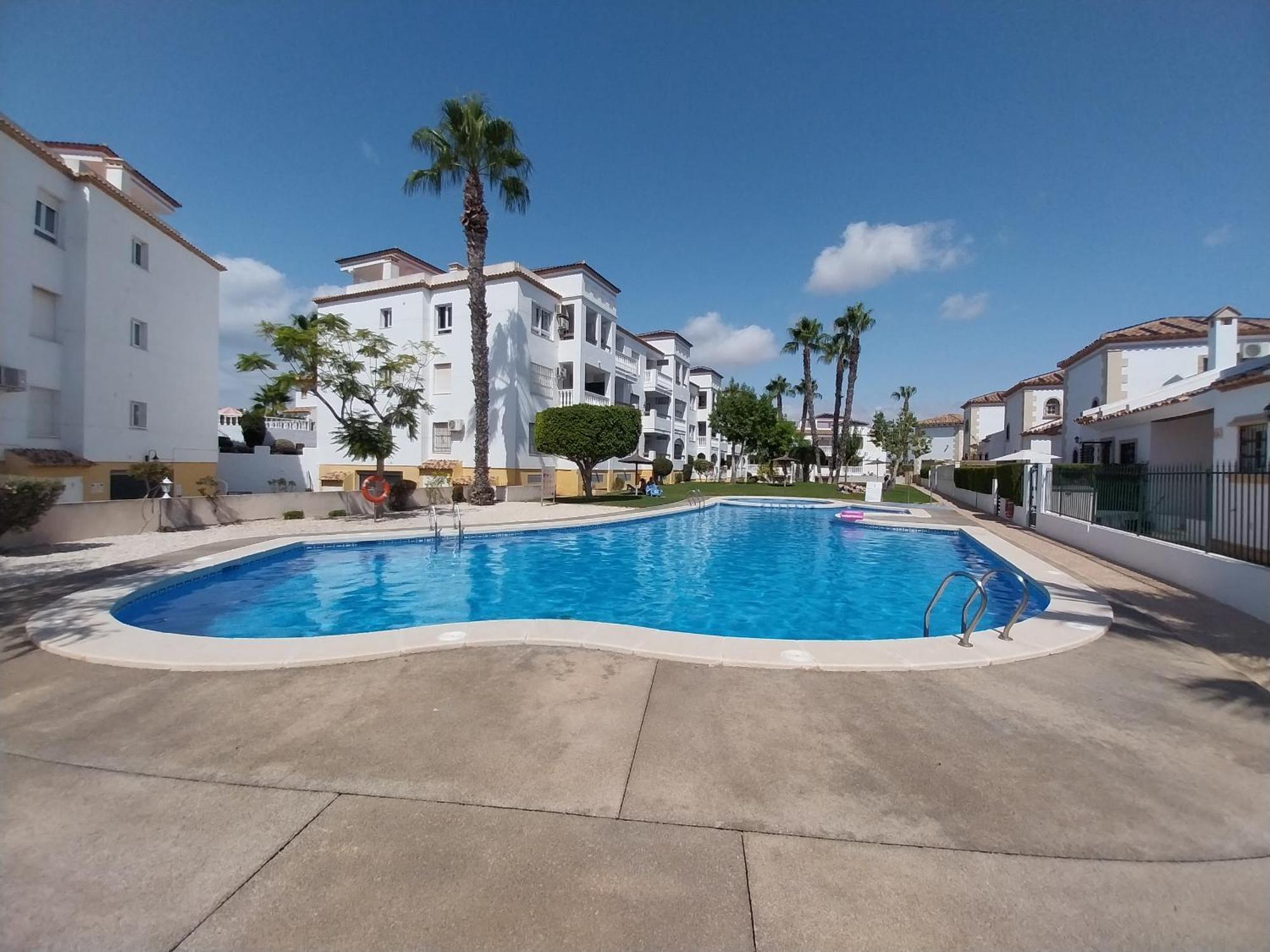 Charming Apartment In Front Of Villamartin Golf And Plaza المظهر الخارجي الصورة